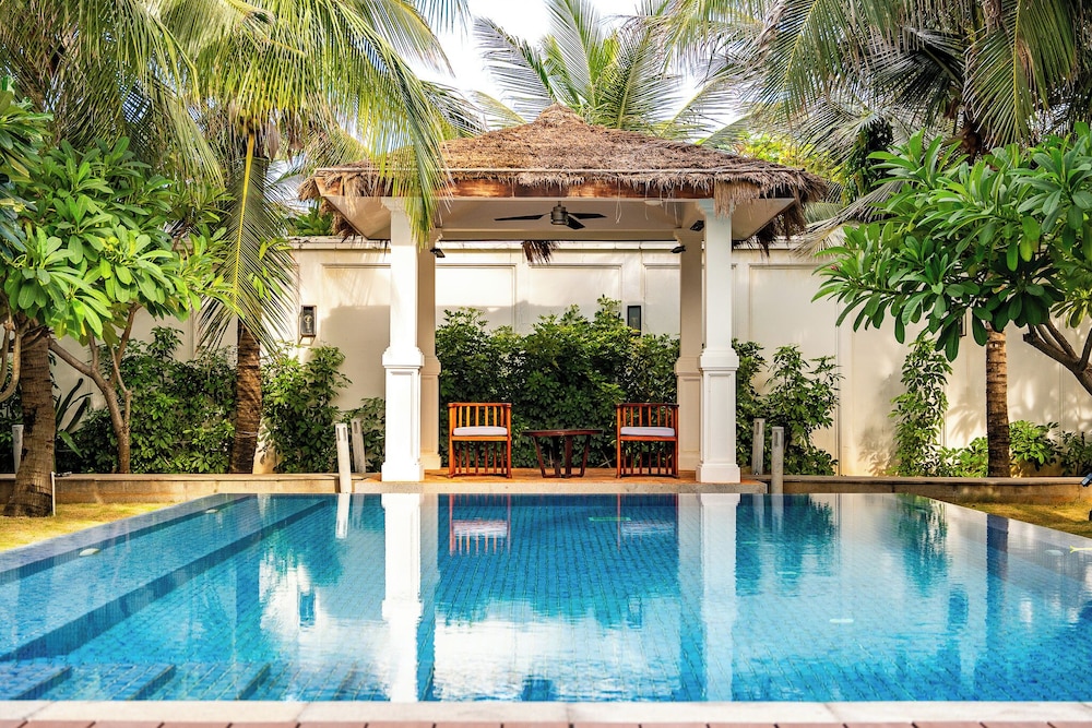 Allezboo Beach Resort & Spa