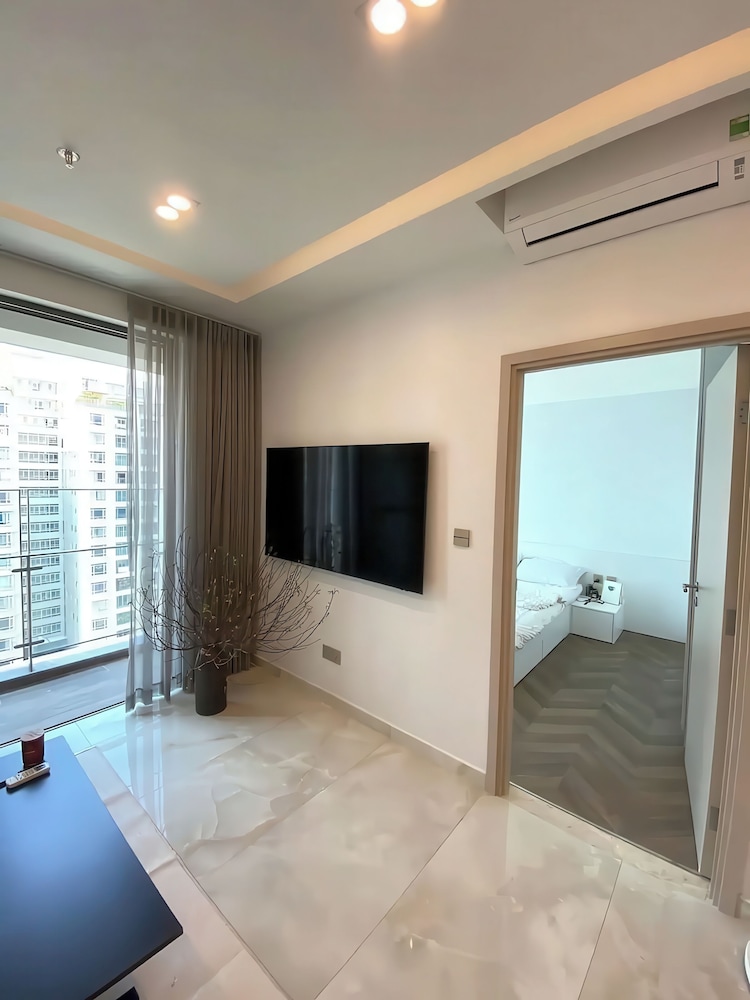 The Antonia Apartments - Korea Town D7