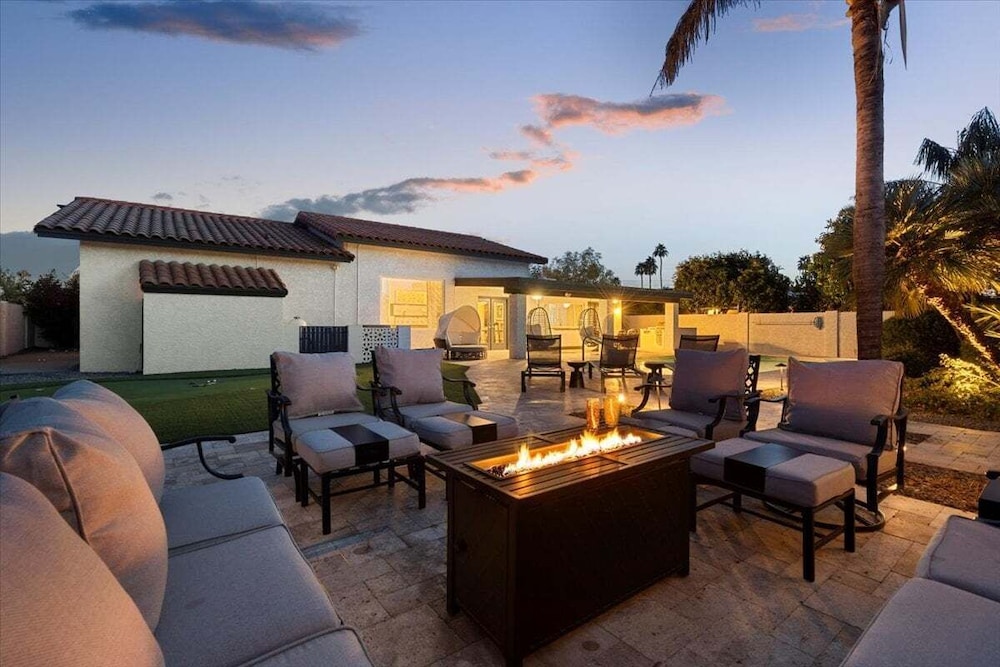 Kierland Charm - Private Yard w/ Pool, Golf & More