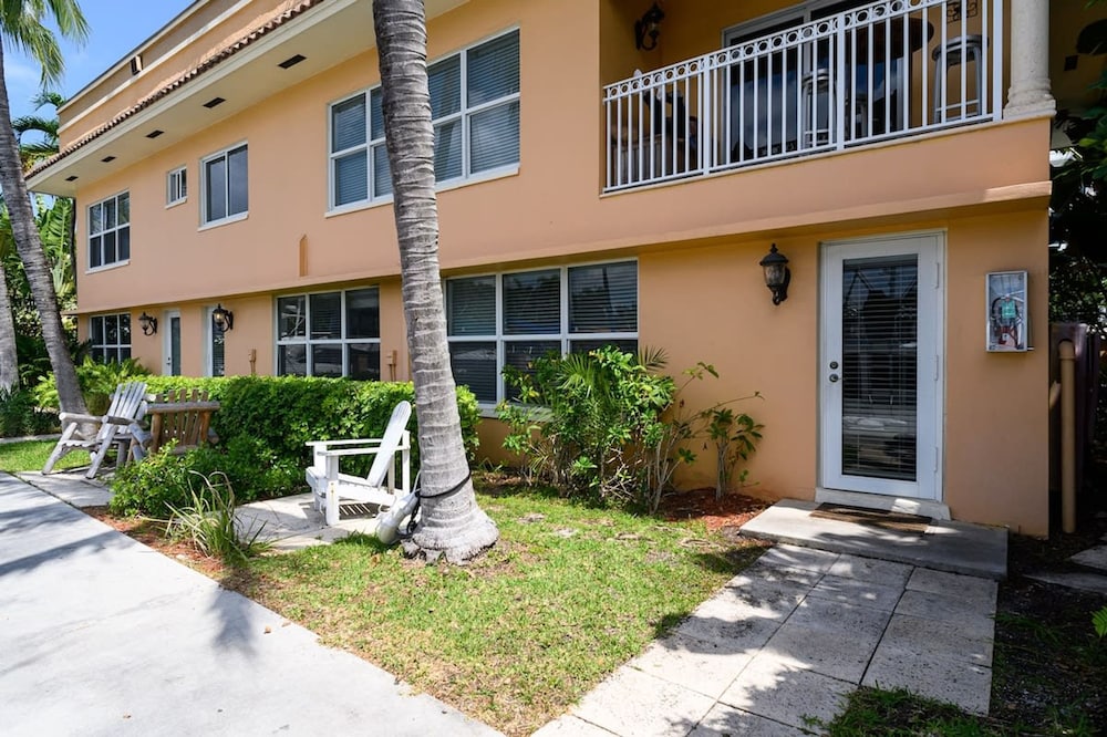Las Olas Blvd Exclusive Apt With Waterview