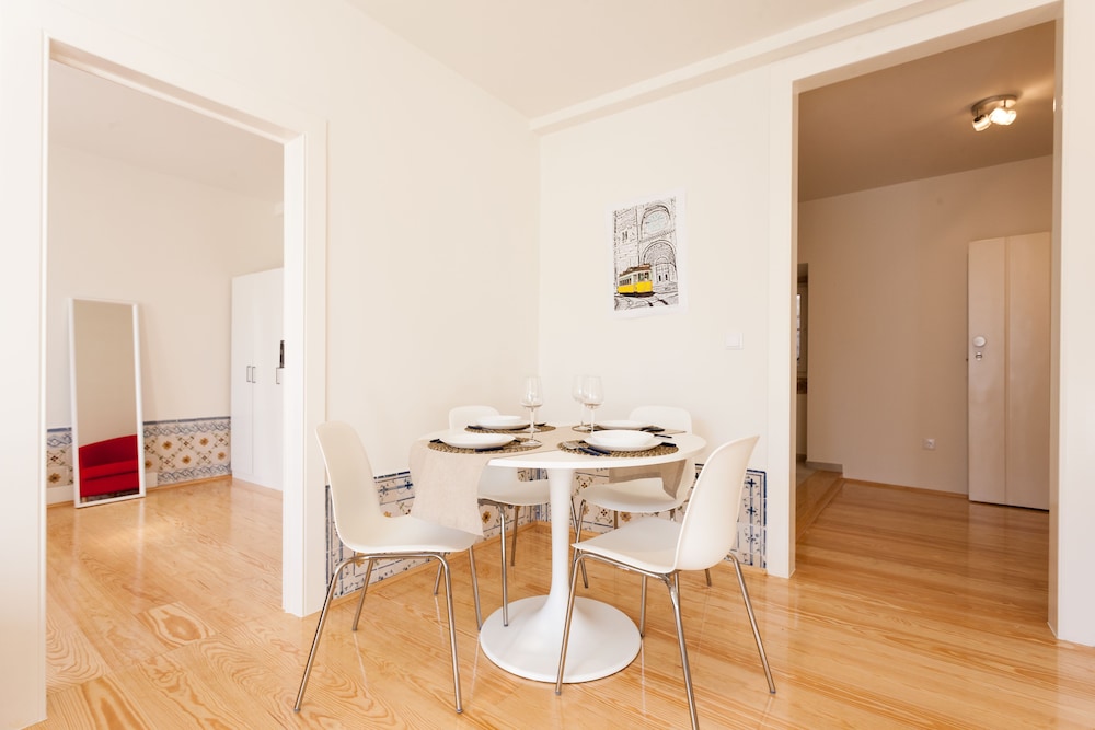 Gonzalo's Guest Apartments - Downtown Historic Flats IV