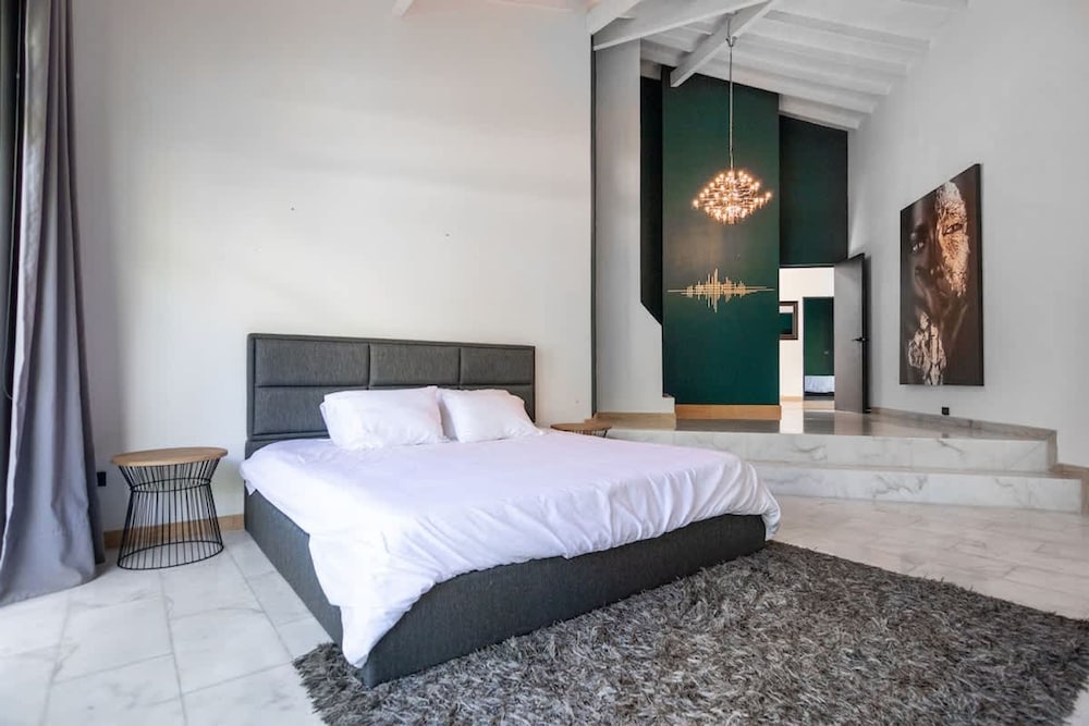 Amazing 6BR Oasis in Poblado MDE