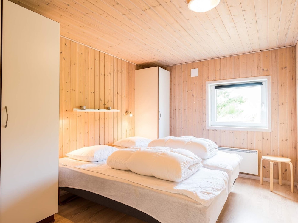 6 Person Holiday Home in Henne view 4