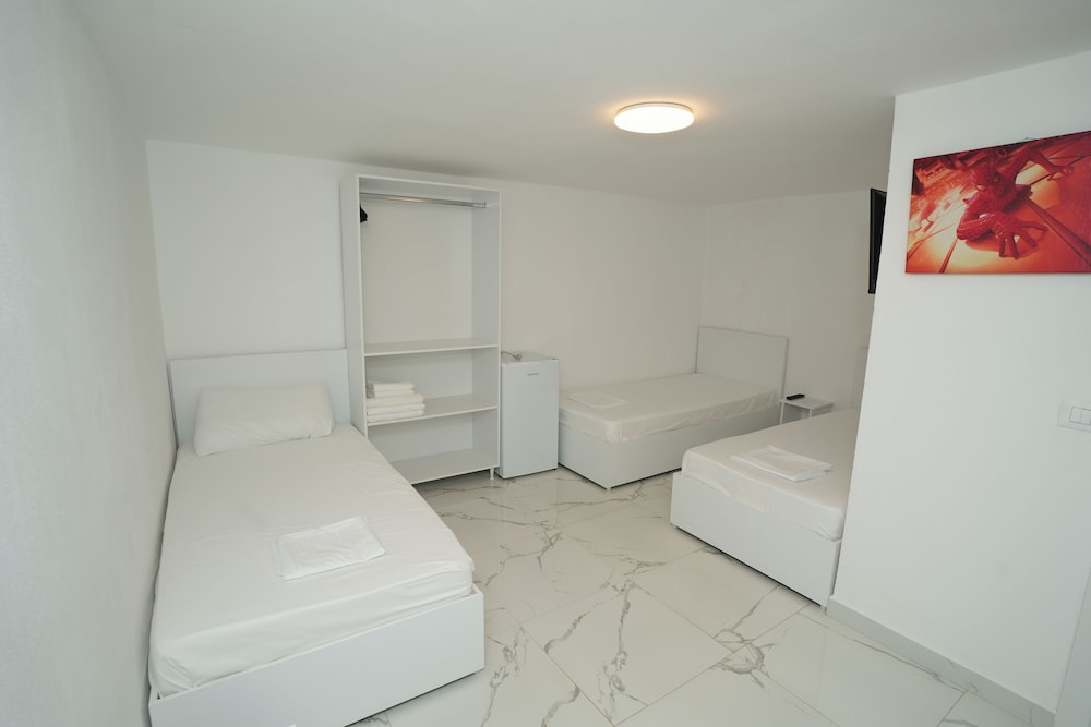 Enles Hotel