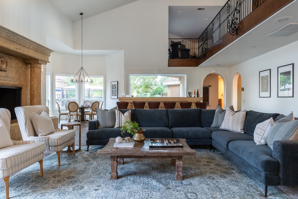 Wilson Creek Manor By Avantstay Sleeps 24 Amazing Estate w Pool Game Room
