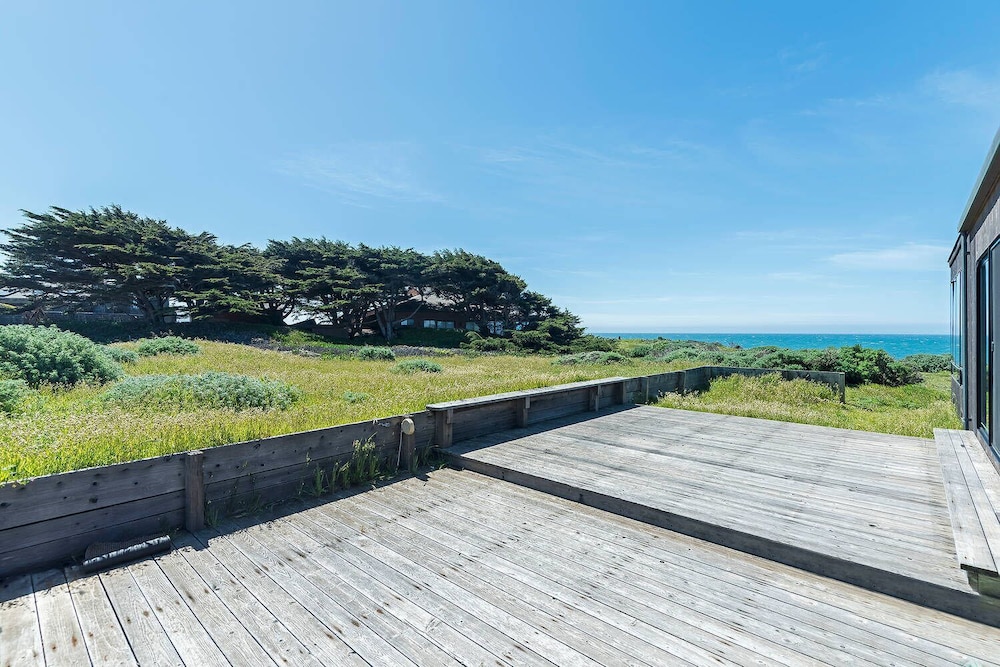 Haltwhistle West w/ Ocean Views! view 5