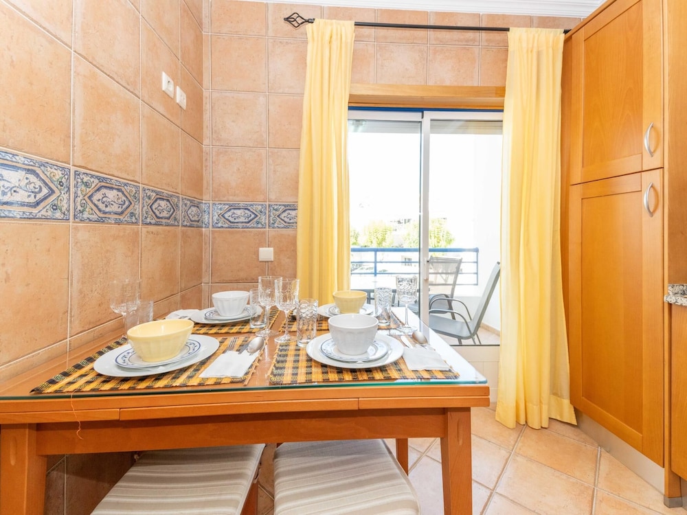 Casa da Gina Apartamento T2 com BBQ