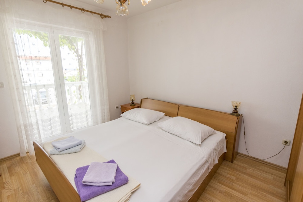 Apartments Nera view 4