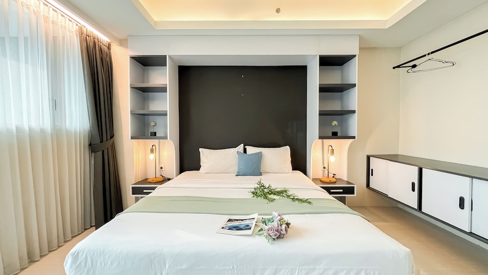 Industrial Chic Studio Apartment At Kemang Village