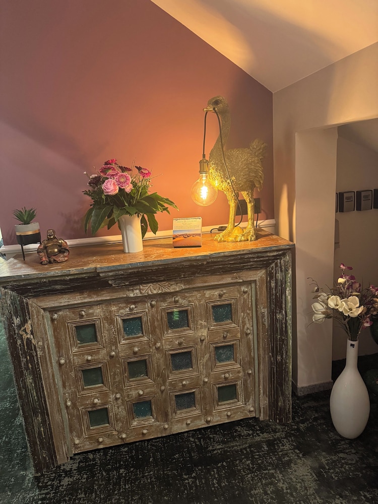 Boutique Apartments by Roy GmbH