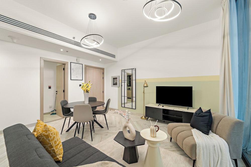 Silkhaus Empire Residence
