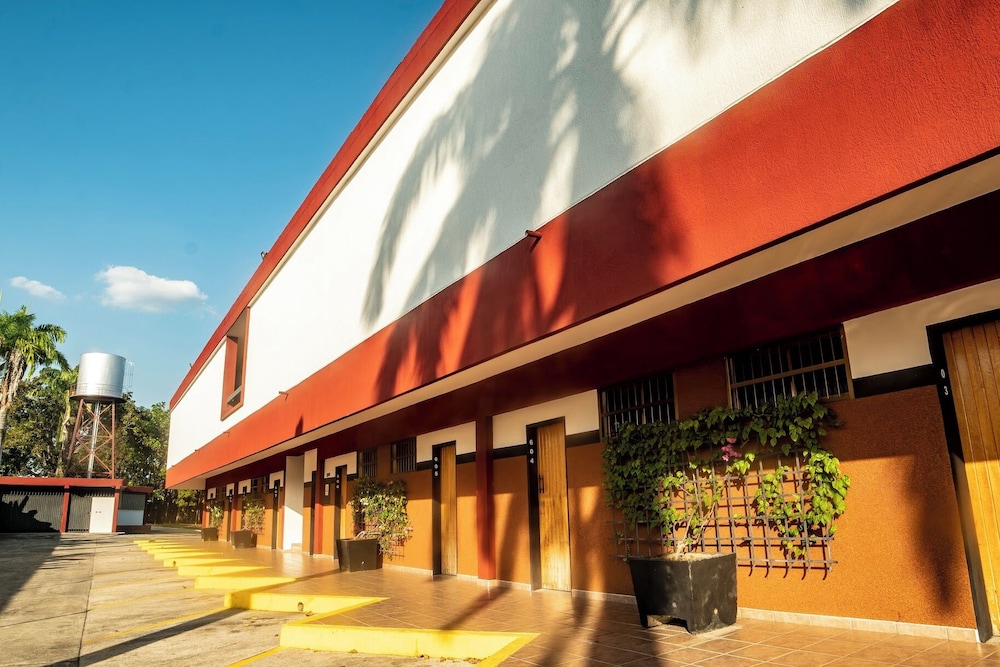 HOTEL ESPOR CA