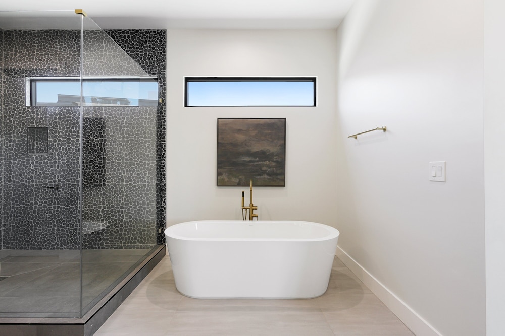 Ember-pool Heat Available-in North Scottsdale