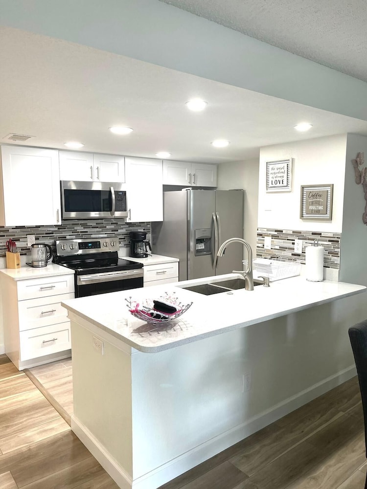 Grand Family 3BD Condo Apartment Near Disney Parks 5 view 5