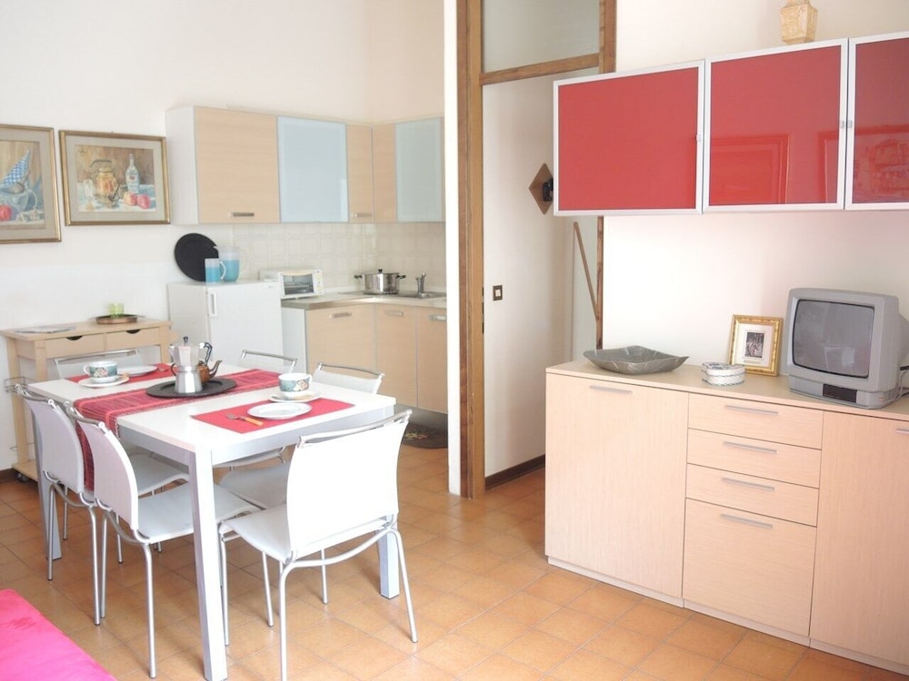 Comfortable Flat Near the sea With Garden