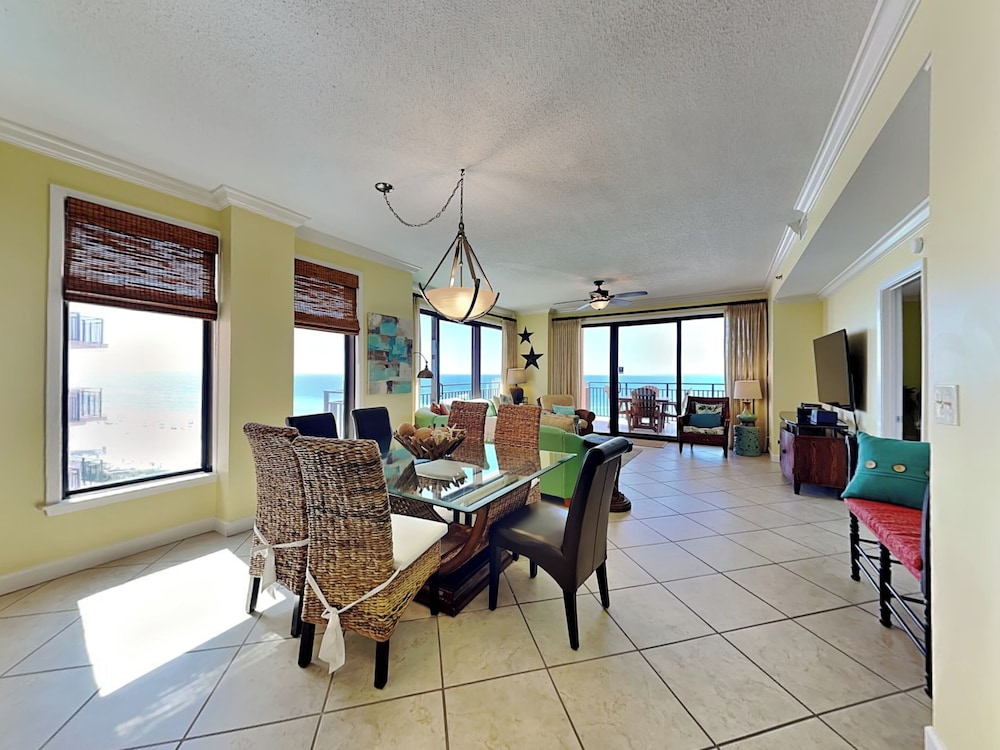 SeaChase by Southern Vacation Rentals