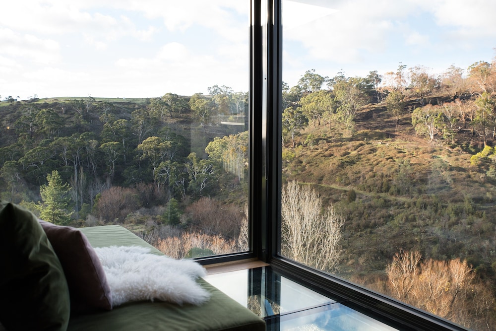 Clifftop at Hepburn