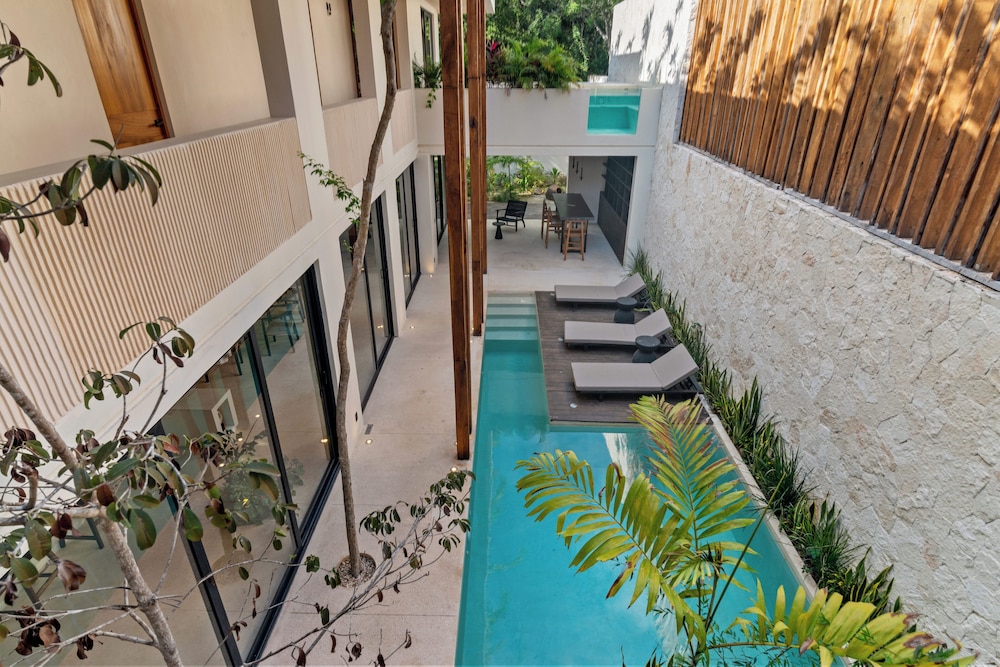 Casa Luna Twin VIP Luxury 2 Pools & Concierge