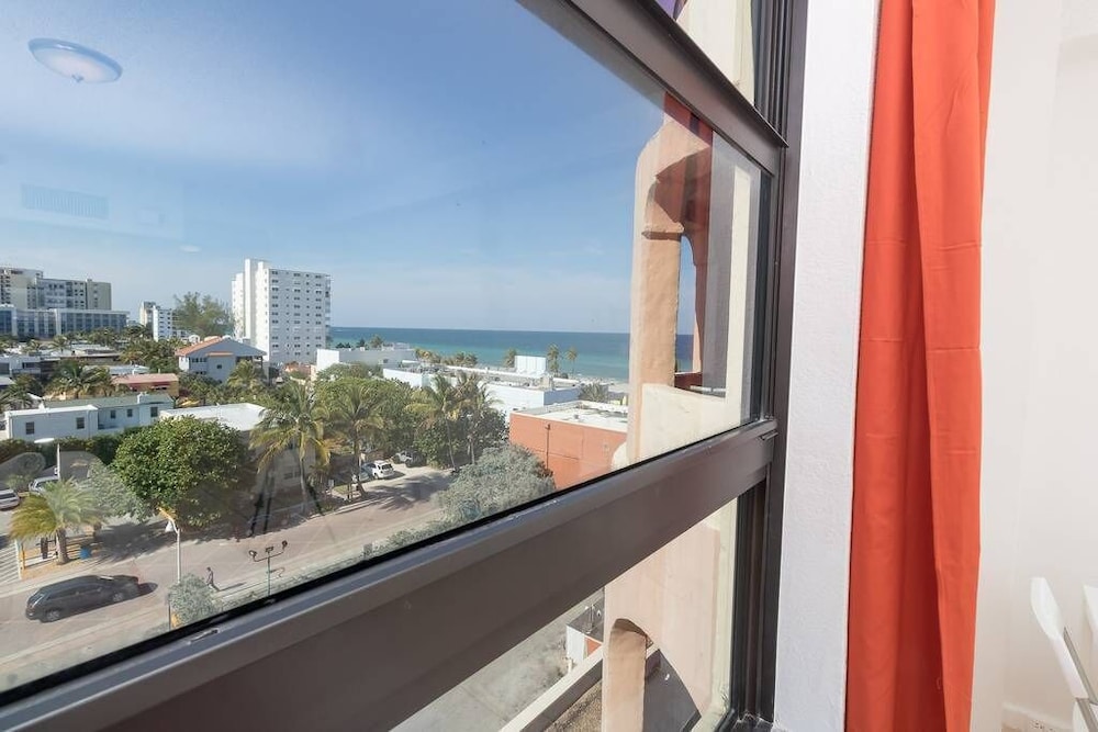 680 Ocean View Hollywood Beach view 2