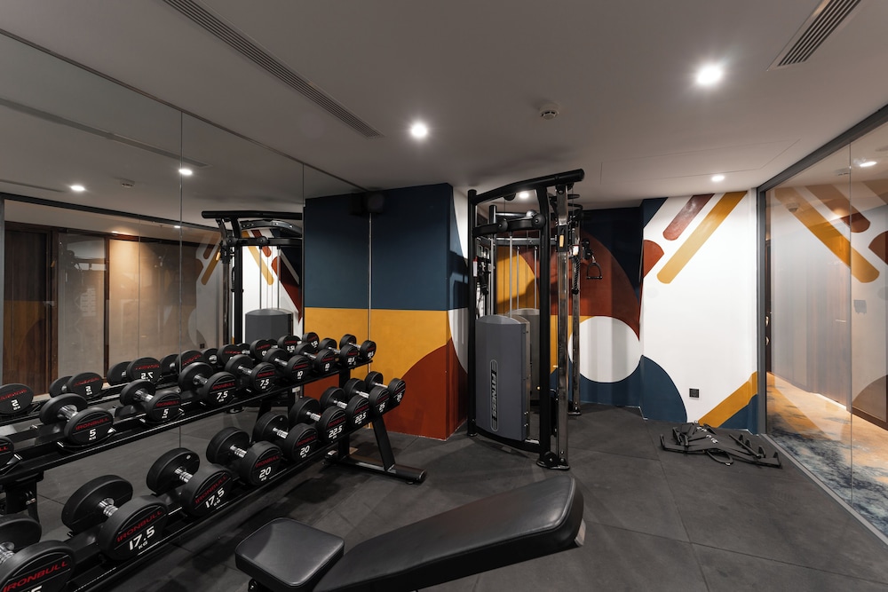 Kin Hotel Thai Van Lung 18