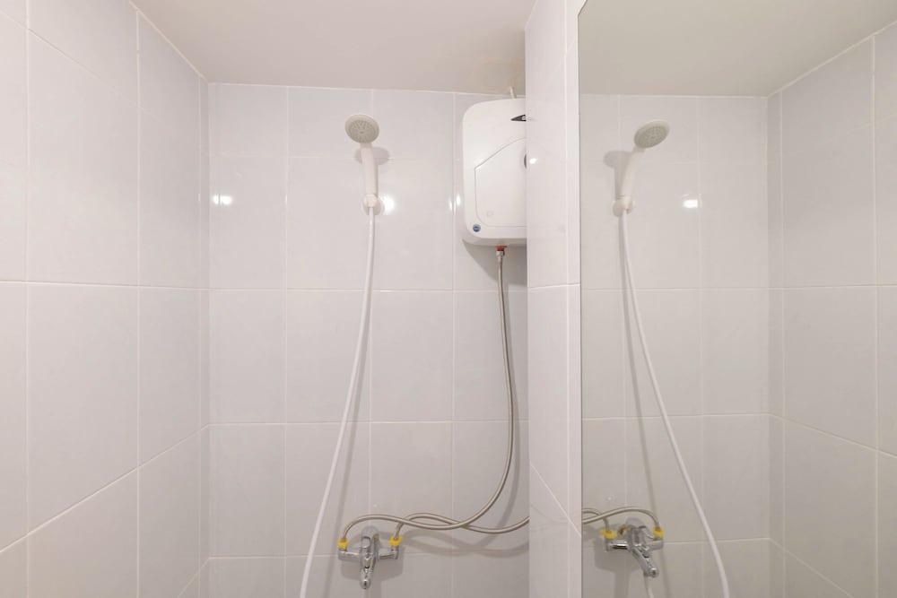Homey And Cozy Studio Apartment At Tokyo Riverside Pik 2