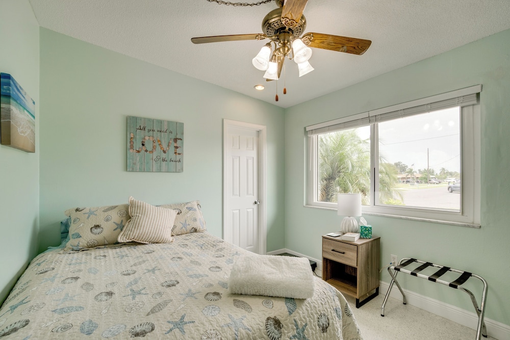 Heated Pool + Spacious Yard: Port Charlotte Escape