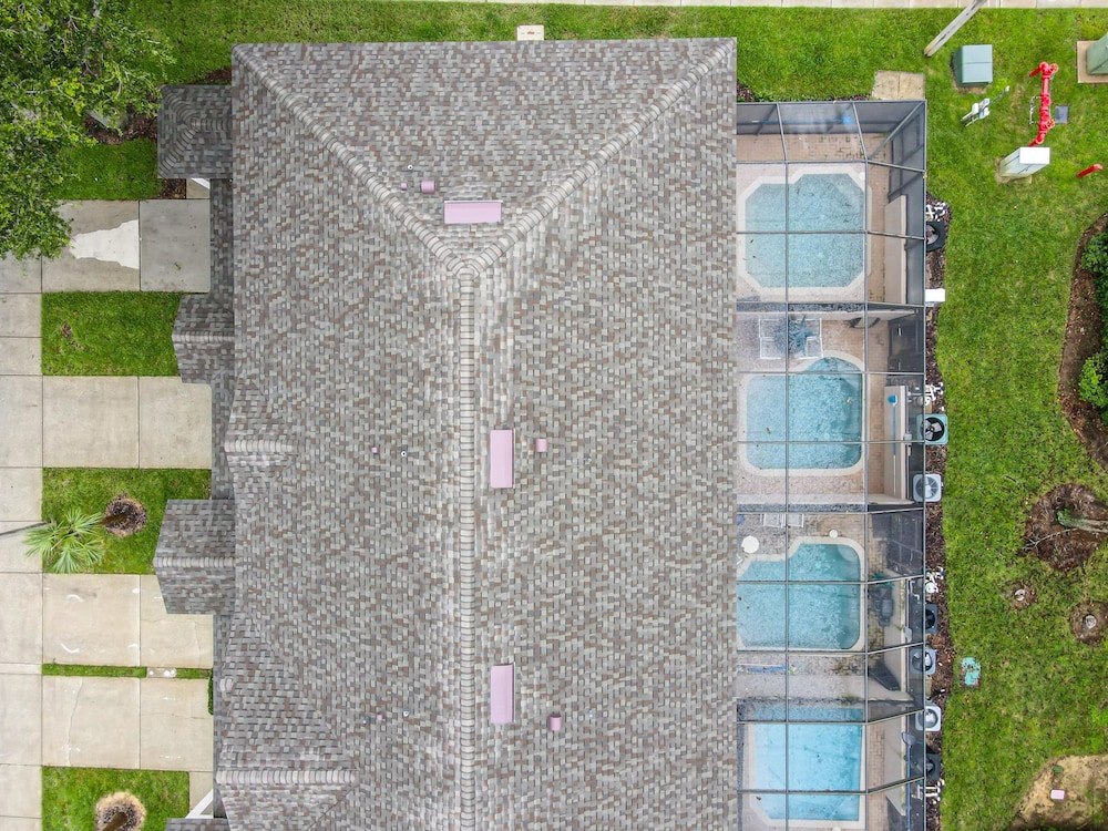 Windsor Palms Townhome w Private Pool Near Disney