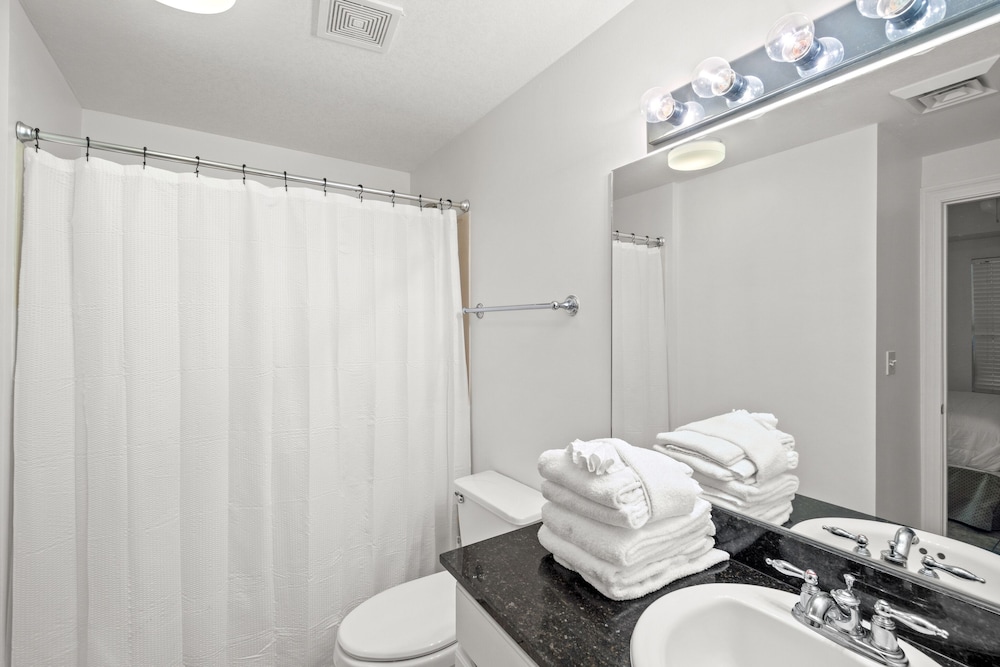 Calypso Beach Resort by Panhandle Getaways