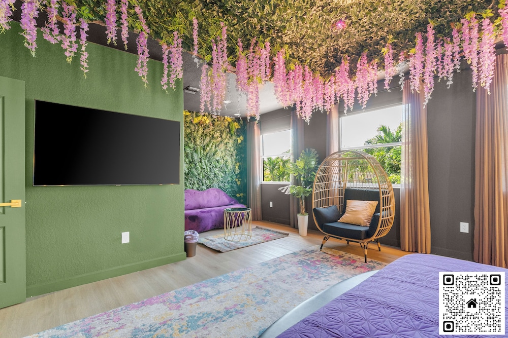Ethereal Oasis Miami - Heated Pool Spa & Cinema - Prime for Groups