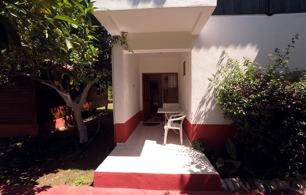 Baris Pension & Bungalows
