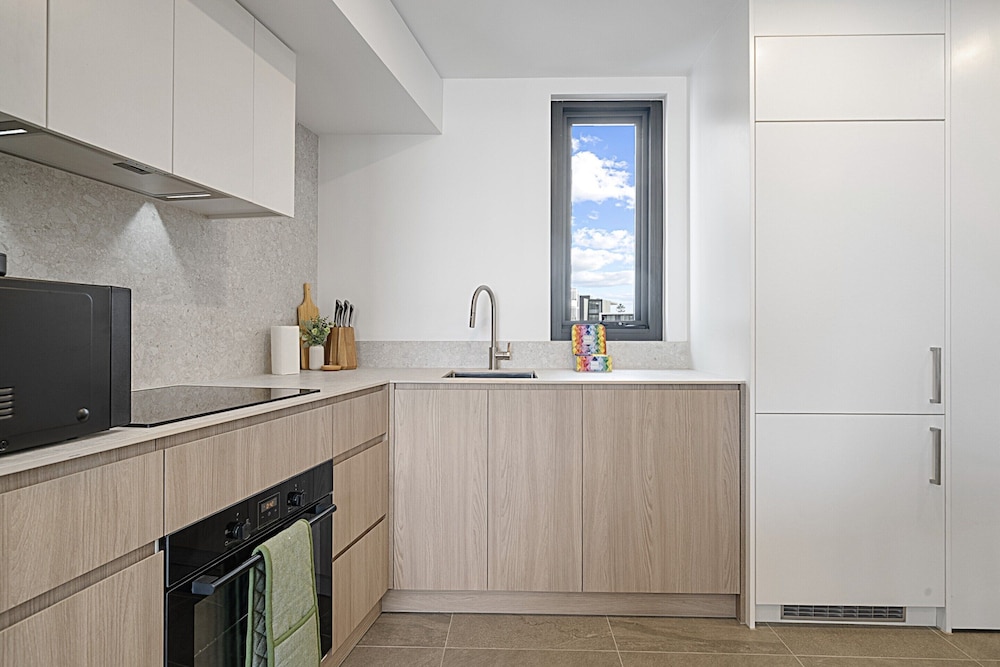 Bright 1-bedroom Escape With Private BBQ
