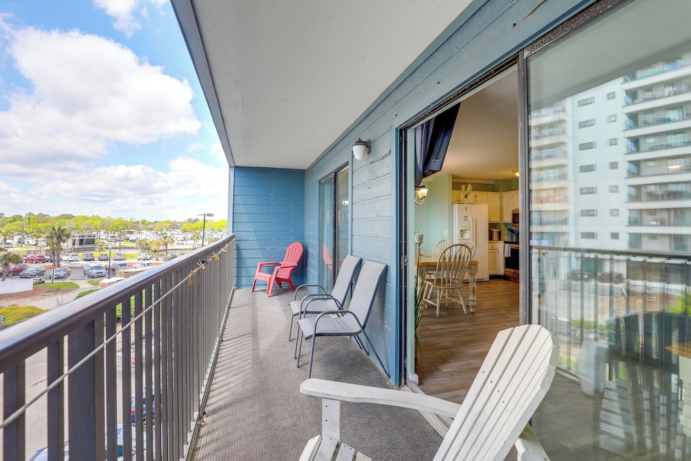 Ocean-view Balcony: Myrtle Beach Resort Condo!