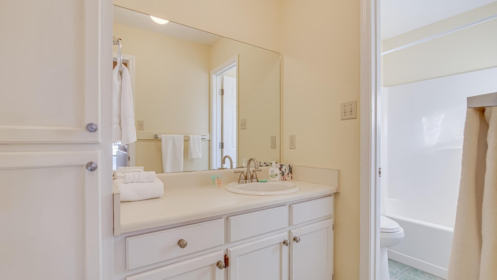 Triple Seas by Southern Vacation Rentals