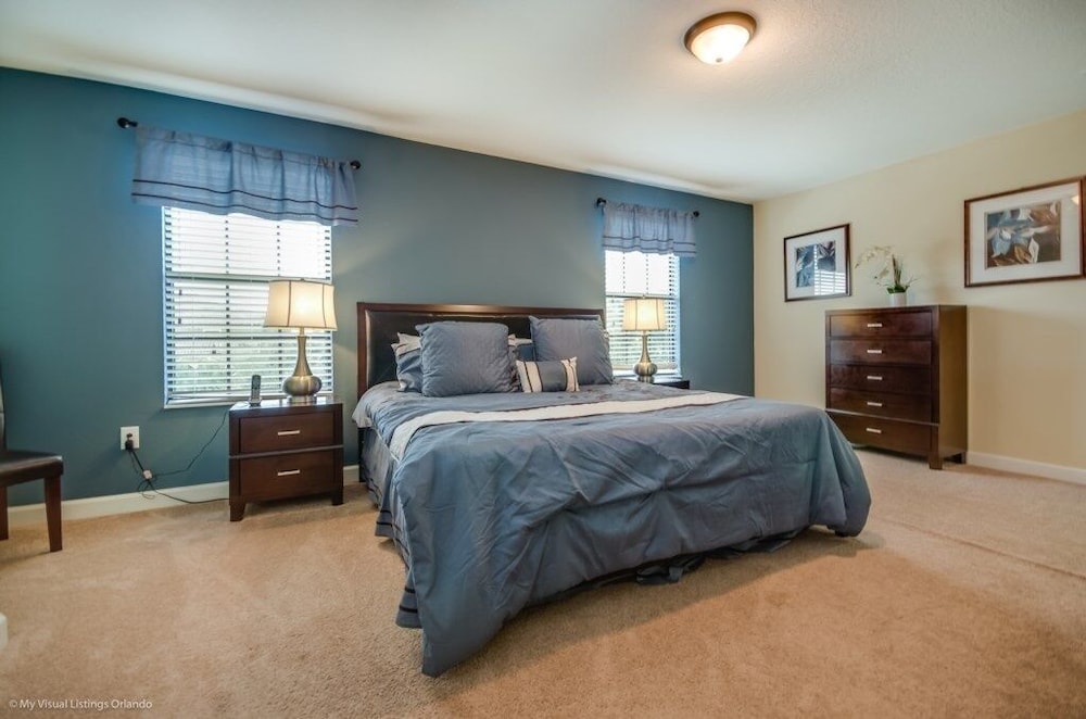 Champions Gate Luxury 6 Bedroom Resort Villa 6 Villa by Redawning - Image 2