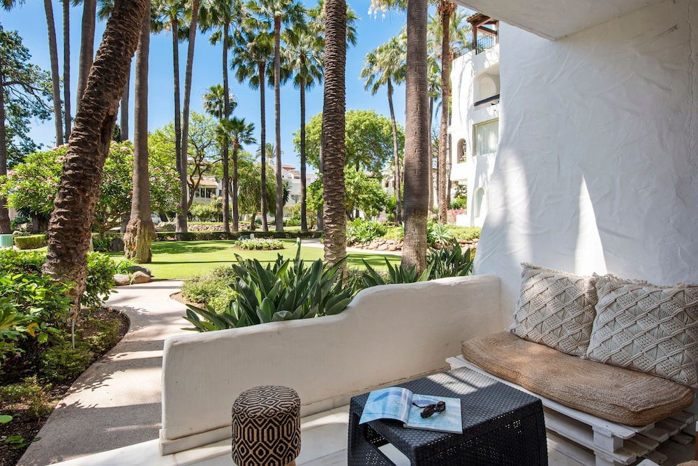 La Alcazaba Sleek Apartment in Marbella - Ref M48