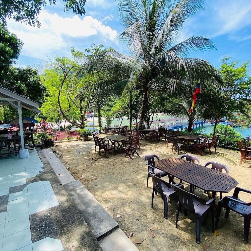 Sharilaa Coral Perhentian Resort