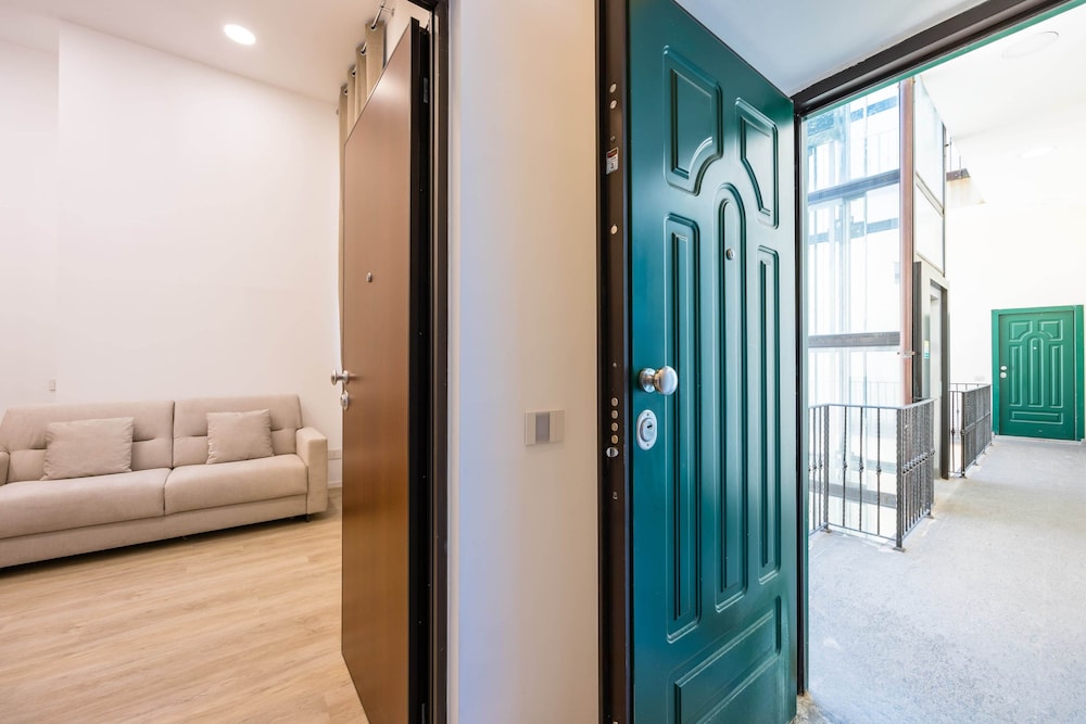 Bisicool Boutique Apartment by Napoliapartments photo 5