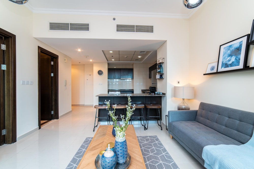 Dream Inn Dubai Bay Central