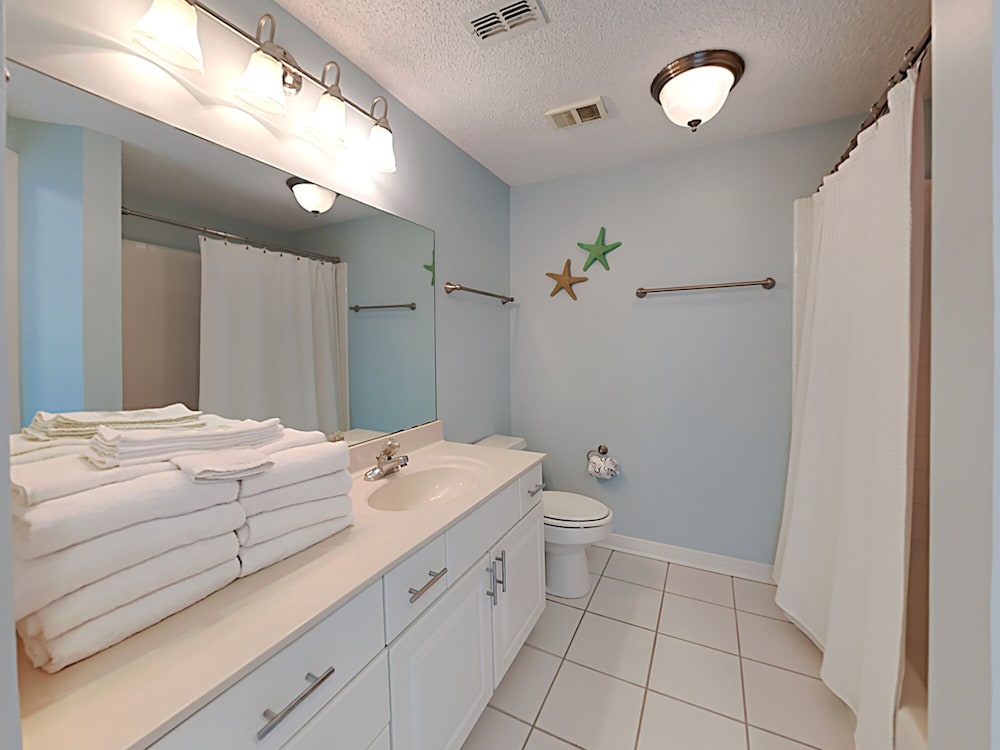 The Palms of Orange Beach by Southern Vacation Rentals