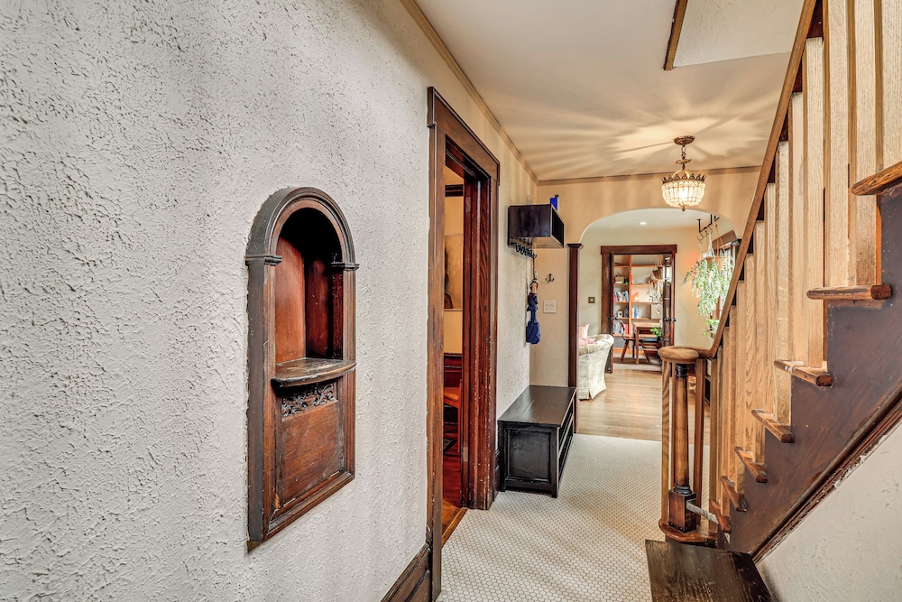 Easy Train Access to Nyc! Elegant Family Retreat