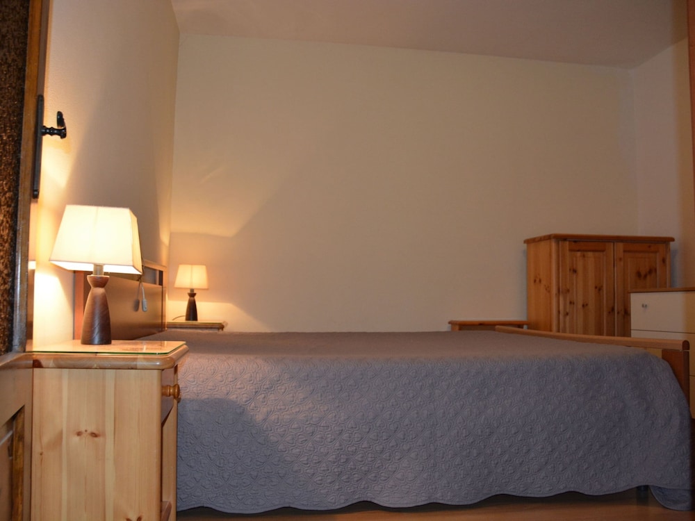 Serene Chalet in Antey-Saint-André near Ski Area view 2