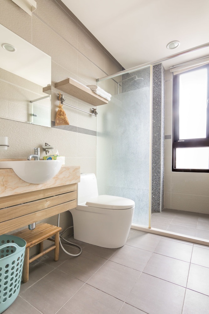Jhongshan Building B&B