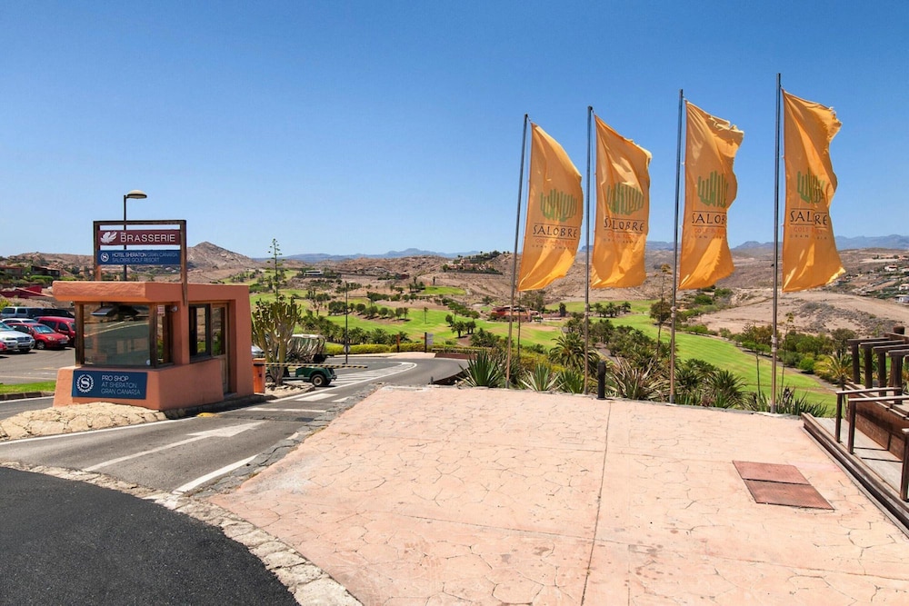 Luxurious Holiday Home With Pool in Maspalomas