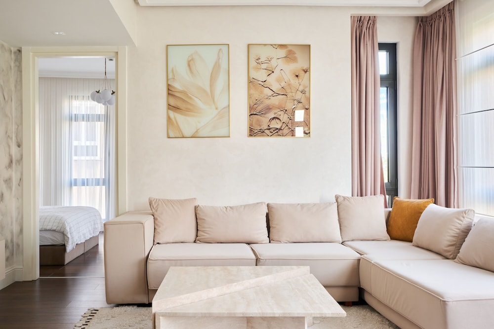 Taksim 360 Lagirio Residence