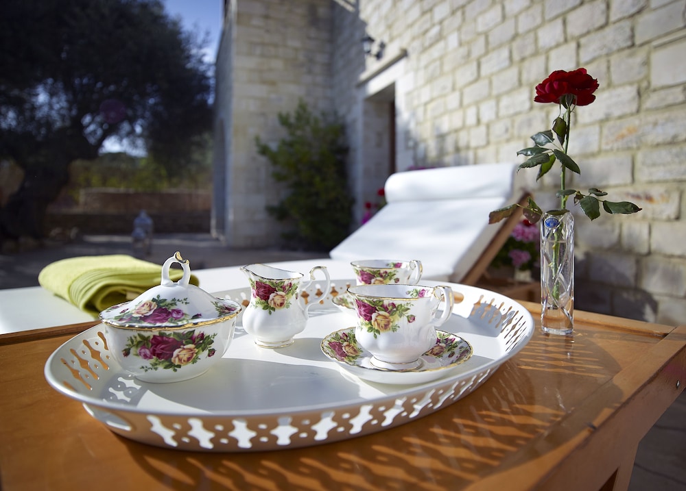 Vederi Estate