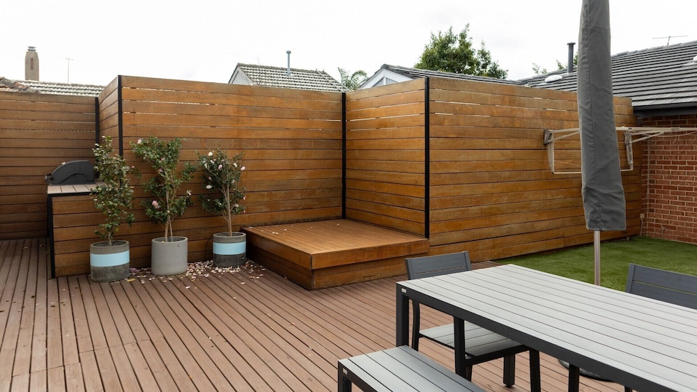 Brighton House - Image 2