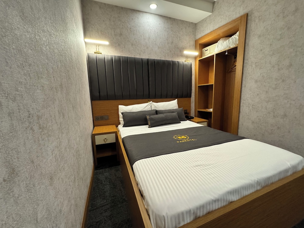 E5 Park Hotel - Image 19