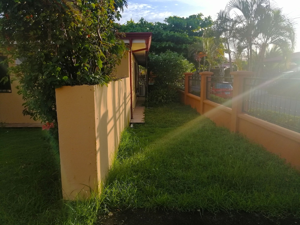 Sol Dorado 52 view 4