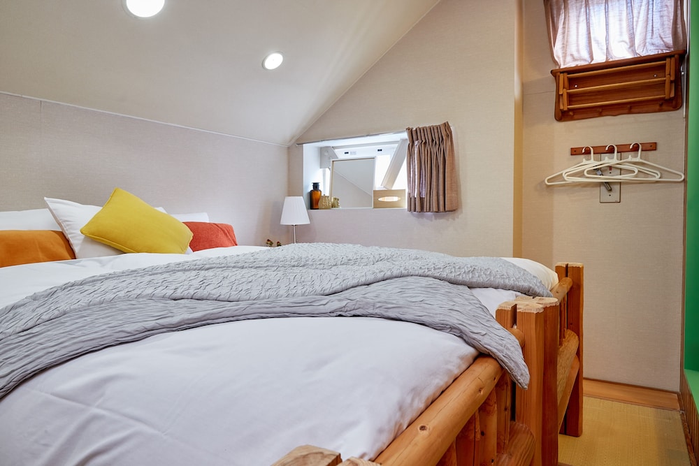 Canopy Cortina Lodge view 5