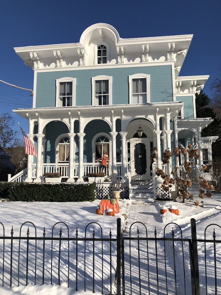 I.B. Munson House
